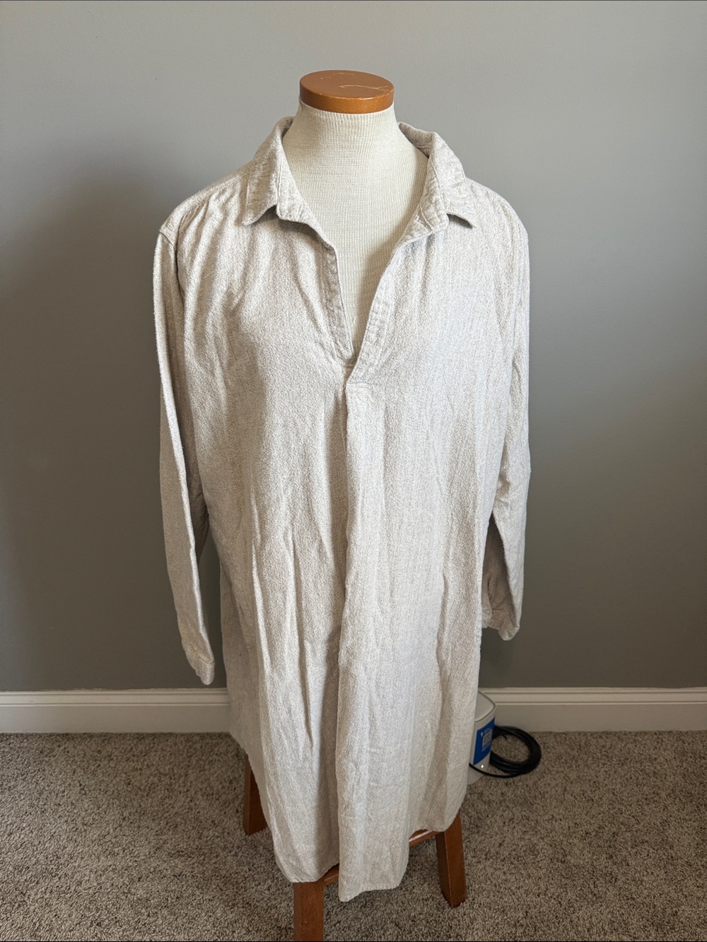CP Shades - Relaxed Buttonless Collared Tunic in Light Cream - 100% Cotton - XL